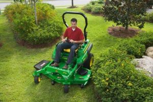 2 300x200 - 2 Good Reasons to Hire Guaranteed Garden Services Lawn Mowing Adelaide and Lawn Care Maintenance